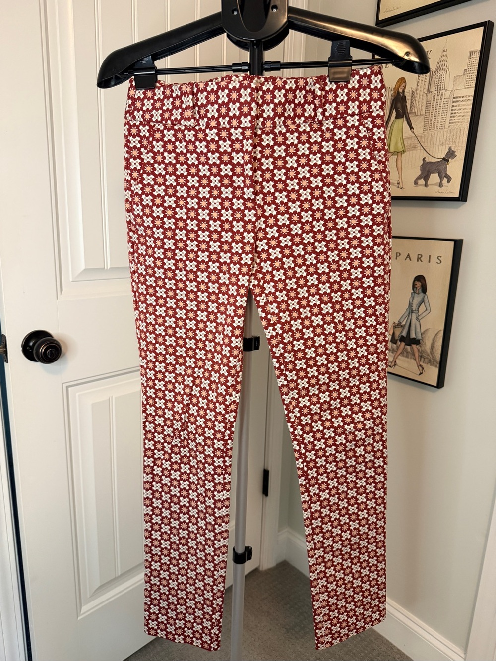 LOFT Red and White Floral Print Pants